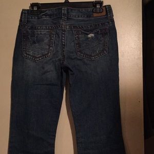 Women size 3/4 long jeans. Never been worn